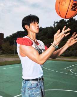 U-KNOW (ยูโนว์) แห่งวง TVXQ! (ทงบังชินกิ) เผยตัวตนที่แท้จริงผ่านอัลบั้มเต็มชุดแรก 'I-KNOW' (ไอ-โนว์) ภายใต้คอนเซปต์ที่แตกต่าง 'Fake&Documentary' พร้อมดับเบิลไตเติล 'Stretch' และ 'Body Language'